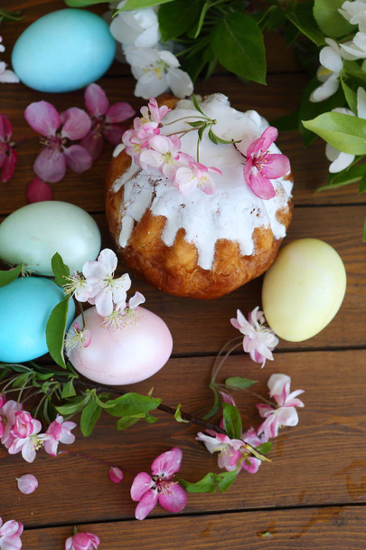 Easter cake and eggs. Easter composition - Фото, зображення