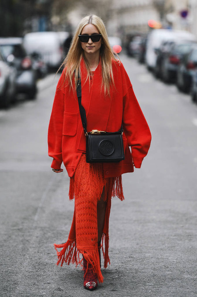 Paris, France - March 02, 2019: Street style outfit Charlotte Groeneveld after a fashion show during Paris Fashion Week - PFWFW19 - 写真・画像
