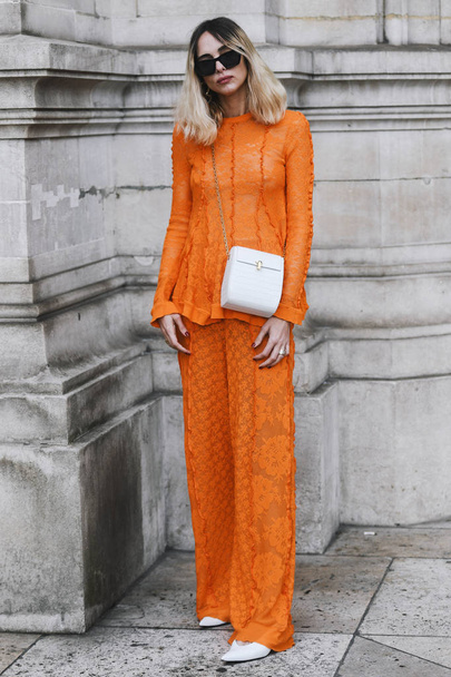 Paris, France - March 04, 2019: Street style outfit -  Candela Novembre after a fashion show during Paris Fashion Week - PFWFW19 - 写真・画像
