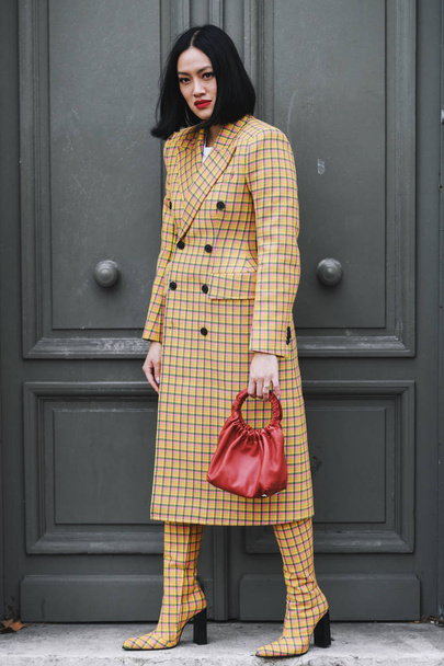 Paris, France - March 02, 2019: Street style outfit -  Tiffany Hsu after a fashion show during Paris Fashion Week - PFWFW19 - Фото, изображение