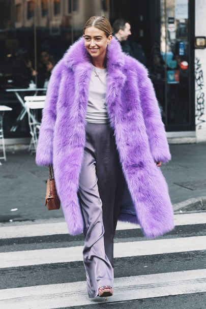 Milan, Italy - February 21, 2019: Street style outfit after a fashion show during Milan Fashion Week - MFWFW19 - Valokuva, kuva