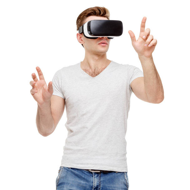 Man with virtual reality goggles - Fotoğraf, Görsel