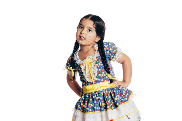 Brazilian girl wearing typical clothes for the Festa Junina - Ju - Foto, afbeelding