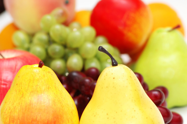 Peras y otras frutas
 - Foto, Imagen