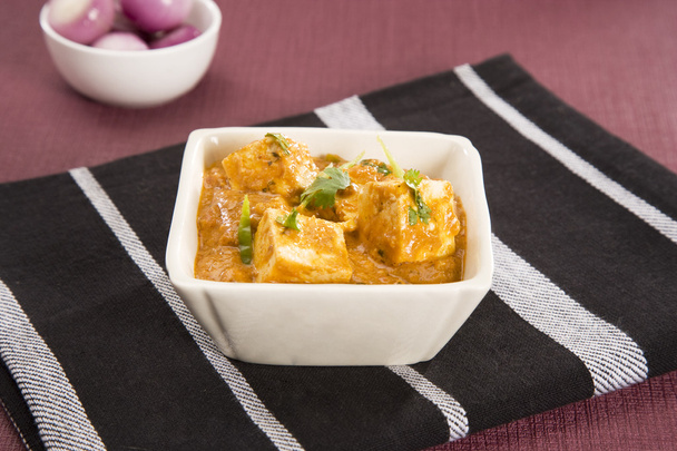 Paneer Masala oder Käse in cremiger Sauce gekocht, indisches Gericht - Foto, Bild