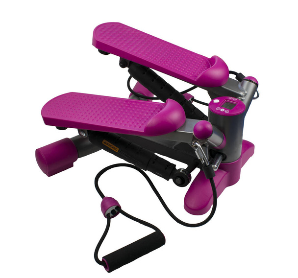 Izolovaný fitness stroj, růžový stepní na bílém pozadí. Stepní. - Fotografie, Obrázek