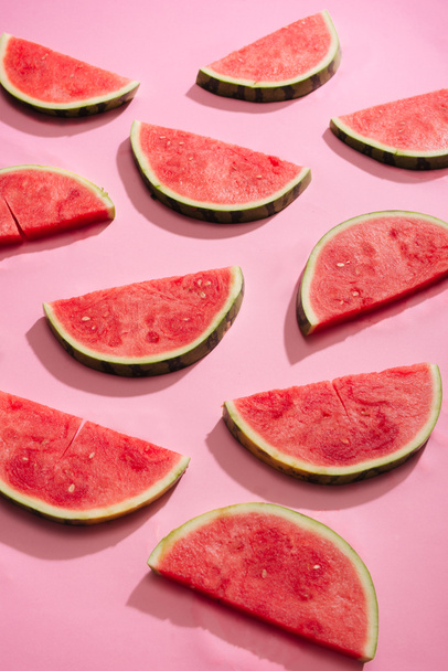 čerstvé meloun plátky, uspořádaných do vzoru - Fotografie, Obrázek