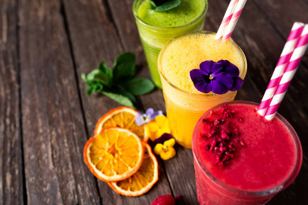 Smoothies for energy boosting and body replenishment with vitami - Fotografie, Obrázek