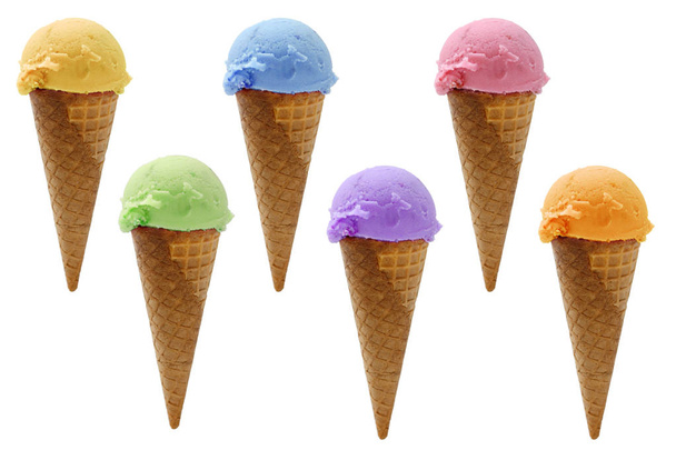 kuusi jäätelöä maissia valkoisella pohjalla
 - Valokuva, kuva
