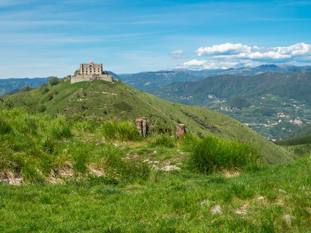 Pohled na pevnost v Janu  - Fotografie, Obrázek