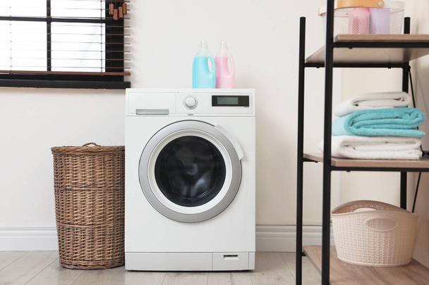 Modern washing machine in laundry room interior - Foto, Imagem
