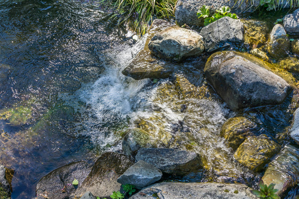 Rocks And Rushing Water - Valokuva, kuva