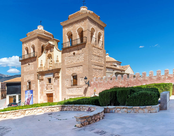 Iglesia de Santa Mara La Real en el castillo de Aledo. Totana. Murcia. España
. - Foto, Imagen