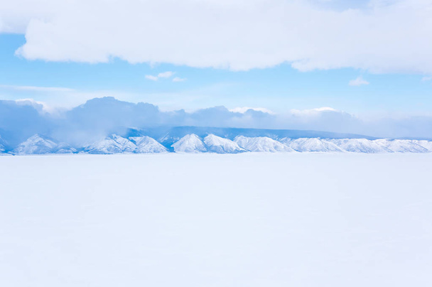 Lake Baikal in winter - Foto, imagen
