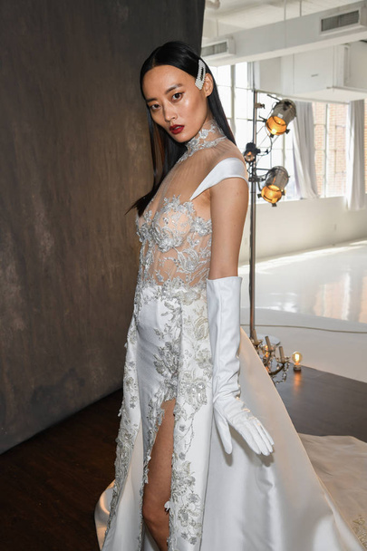 NEW YORK, NY - APRIL 14: A model posing during Galia Lahav Spring 2020 bridal fashion presentation at New York Fashion Week: Bridal on April 14, 2019 in NYC. - Фото, зображення