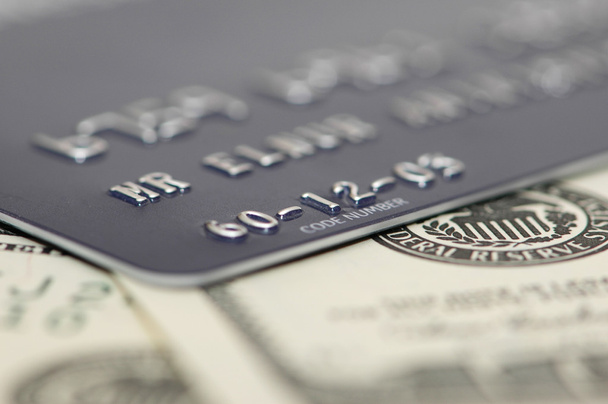 πιστωτική κάρτα και δολάρια - Φωτογραφία, εικόνα
