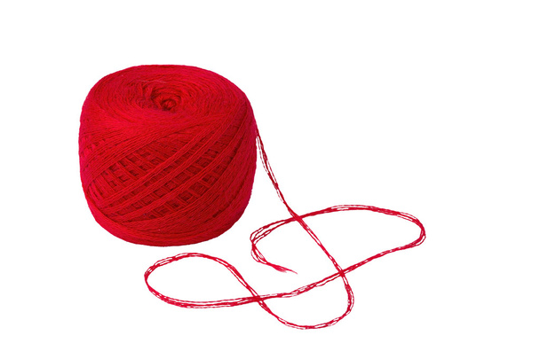 Ball of deep red yarn isolated - Фото, зображення