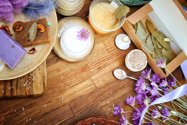Hand made cosmetics background, fruit and lavender handmade artisan soap - Fotoğraf, Görsel