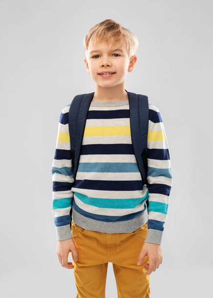 smiling student boy or schoolboy with school bag - Fotoğraf, Görsel