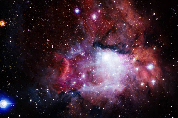 Mgławice i wiele gwiazd w przestrzeni kosmicznej. Elementy tego obrazu dostarczone przez Nasa - Zdjęcie, obraz