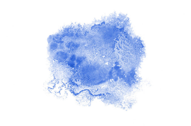 abstraktes Aquarell-Hintergrundbild mit einem flüssigen Spritzer Aquarellfarbe, isoliert auf Weiß. Blautöne - Foto, Bild