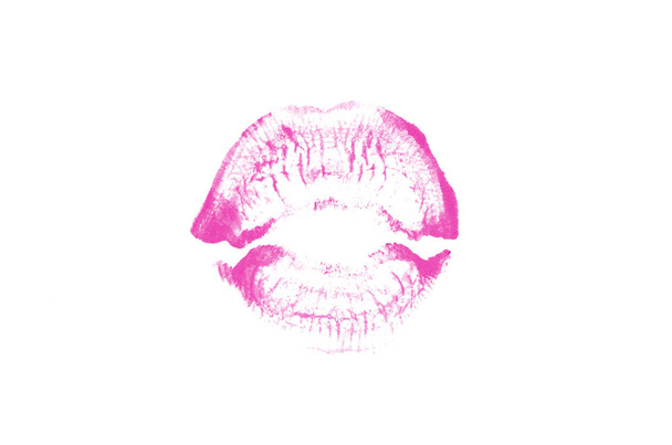 Цвет помады знак поцелуя на белом фоне. Красивые губы изолированы на белом. Яркий отпечаток горячего поцелуя. Модный элемент Дня Святого Валентина. Розовый цвет
 - Фото, изображение