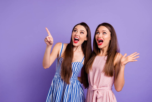 Portrait of nice-looking charming lovely winsome attractive slim slender fit thin cheerful cheery positive emotional crazy ladies sale discount isolated over pastel violet background - Foto, afbeelding