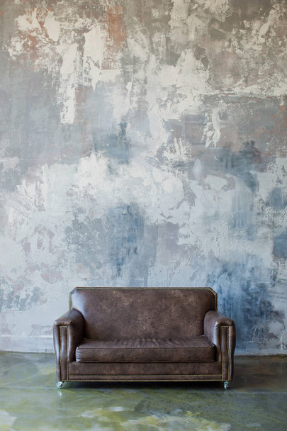 Коричневої шкіри диван в інтер'єрі лофт - Фото, зображення