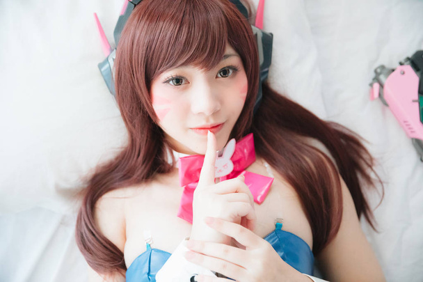 Japan anime cosplay, portret van meisje Cosplay in witte kamer BAC - Foto, afbeelding