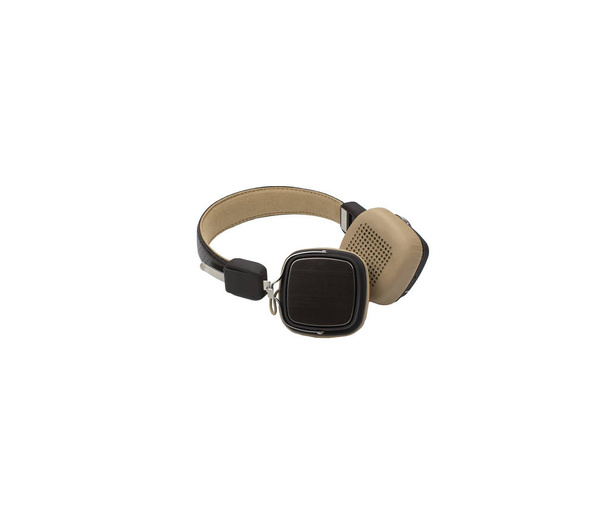 Auriculares inalámbricos de color marrón suave y beige aislados sobre fondo blanco. Auriculares Bluetooth
. - Foto, Imagen