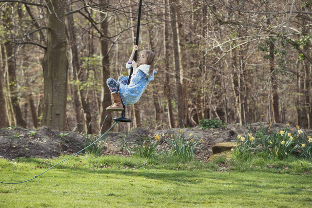 Little Girl on a Monkey Swing - Foto, Imagem