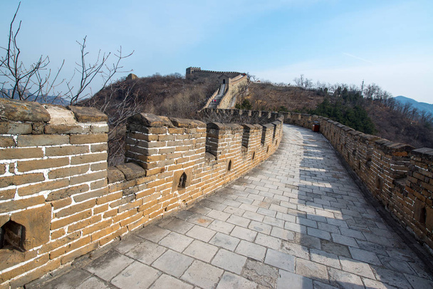Wielki Mur Chiński w Mutianyu, w pobliżu Pekinu, Chiny  - Zdjęcie, obraz