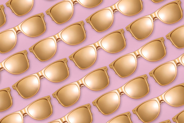 Vzor zlatých brýlí na růžovém pozadí - Fotografie, Obrázek