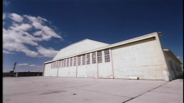 Abandoned air base - Video, Çekim