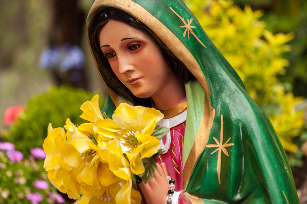 Bright Virgin Mary Statue - Photo, Image