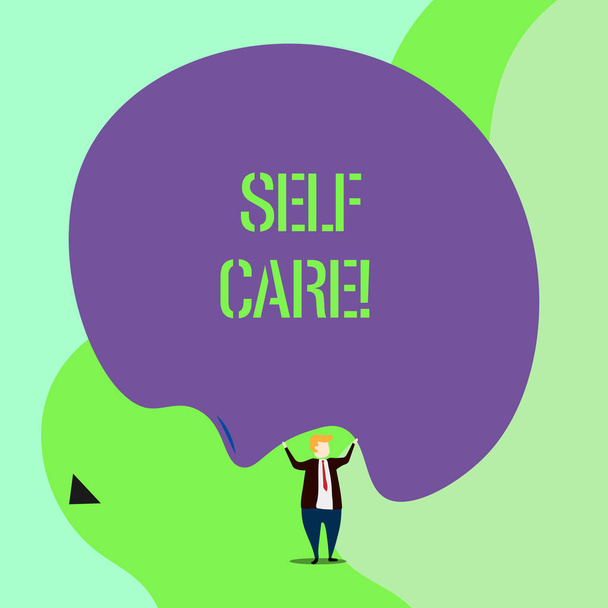 Pisanie notatki pokazano Self Care. Fotografia biznesowa prezentuje praktykę podejmowania działań w celu zachowania lub poprawy własnych zdrowia. - Zdjęcie, obraz