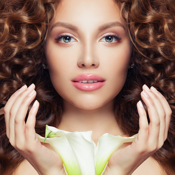 Pretty face. Perfect model woman with curly hair, clear skin  - Photo, Image