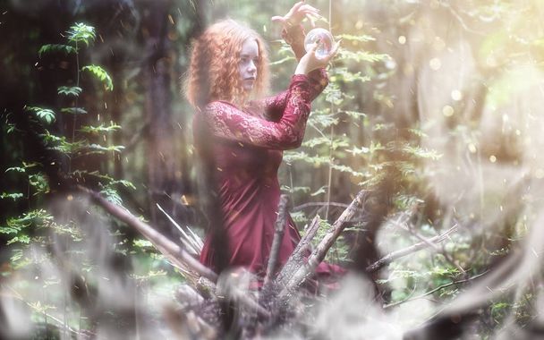 Rituál čarodějnice v lese - Fotografie, Obrázek