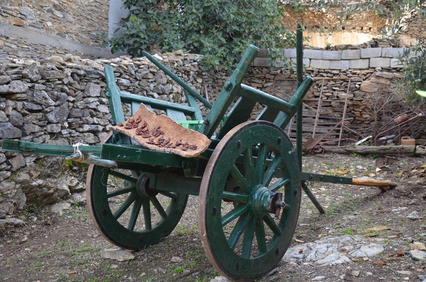 Een oude rot cart - Foto, afbeelding