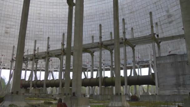 Охлаждающая башня Чернобыльской АЭС - Кадры, видео