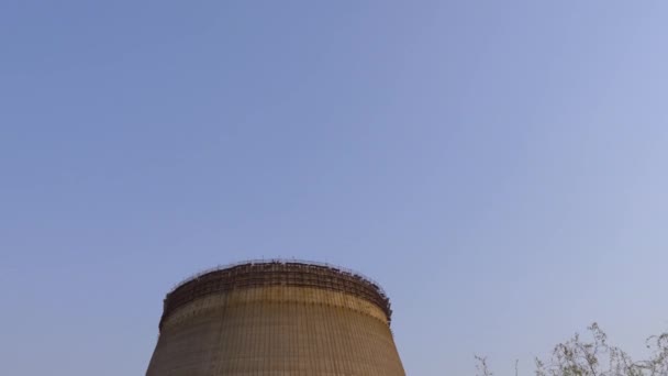 Çernobil Nükleer Santralinin Soğutma Kulesi - Video, Çekim