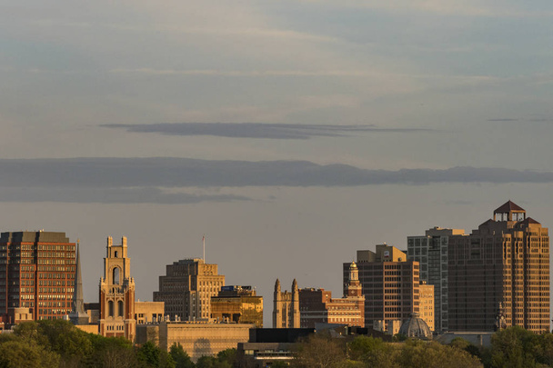 New Haven, Connecticut, Estados Unidos El horizonte de la ciudad y la Universidad de Yale
. - Foto, Imagen