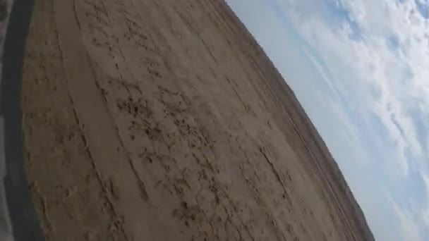 üres strand forog a tengelye körül  - Felvétel, videó