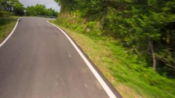 POV záběr na silnici a krajinu v Galici ve Španělsku - Záběry, video