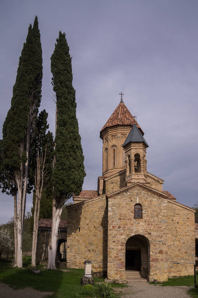 a középkori kolostor kápolnája - Fotó, kép