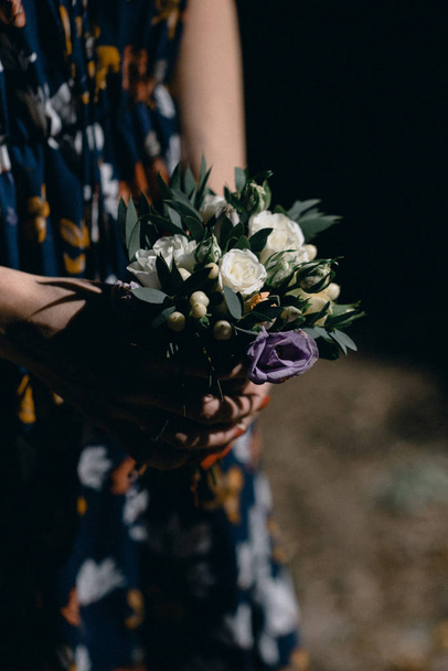 El ramo nupcial de las flores de la novia de cerca
 - Foto, Imagen