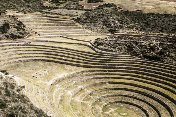 Peru, Moray, antigos terraços circulares incas. Provável que há o laboratório Incas da agricultura
 - Foto, Imagem