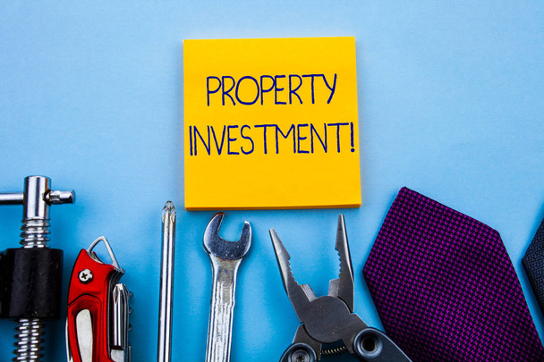 Conceptuele handschrift toont Property Investment. Bedrijfsfoto presentatie Asset gekocht en gehouden voornamelijk voor haar toekomstige inkomsten. - Foto, afbeelding