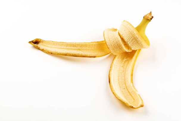 Banana rind close-up no fundo branco
. - Foto, Imagem
