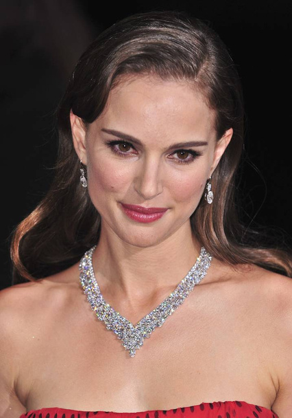 Natalie Portman at arrivals for The 84th Annual Academy Awards - Oscars 2012 - Arrivals 3, Hollywood & Highland Center, Los Angeles, CA February 26, 2012. Photo By: Gregorio Binuya/Everett Collection - Foto, afbeelding